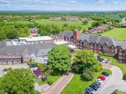 The Park Royal Hotel - QHotels