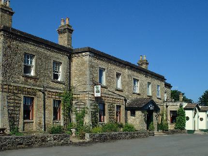The Walnut Tree Inn