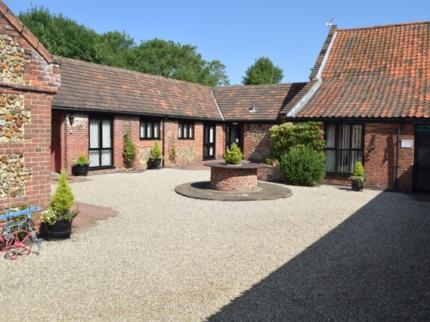 Hotels Near Swanton Morley Village Hall In East Dereham At The Farmhouse Hunters Hall Near Dereham
