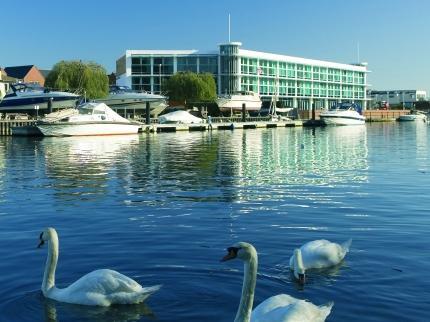 Captains Club Hotel and Spa